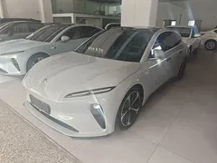 2024 Nio ET5T 75kWh Touring — фото 1