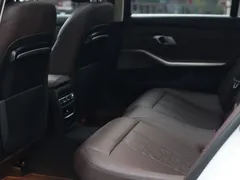 2022 BMW 3 Series 3 320Li M, белый — фото 30