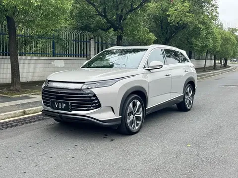 2024 BYD Frigate 07 DM-i 205KM