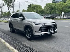 2024 BYD Frigate 07 DM-i 205KM — фото 3