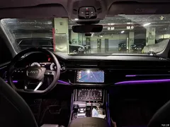 2022 Audi Q8 55 TFSI Premium Dynamic Type — фото 11