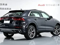2021 Audi Q8 55 TFSI Premium Dynamic Model, чёрный — фото 4