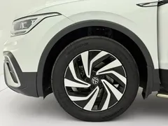 2023 Volkswagen Tiguan L 280TSI AT 2WD Limited Edition, белый — фото 20