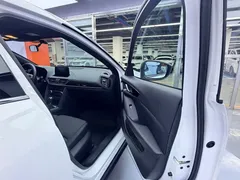2021 Mazda CX-4 2.0L AT 2WD, белый — фото 17