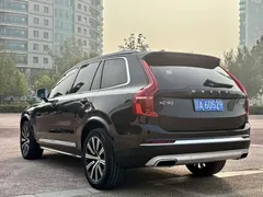 2021 Volvo XC90 B5 Luxury 7-seat, чёрный — фото 6