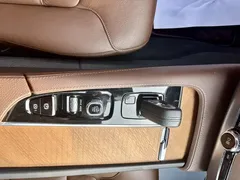 2021 Volvo XC90 B5 Luxury 7-seat, чёрный — фото 9