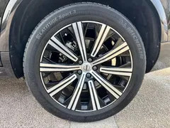 2021 Volvo XC90 B5 Luxury 7-seat, чёрный — фото 16
