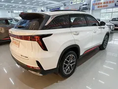 2022 Changan CS75 PLUS 2nd Gen 1.5T AT Premium, белый — фото 6