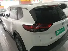 2021 Nissan X-Trail VC-Turbo 300 CVT 2WD Luxury, белый — фото 23