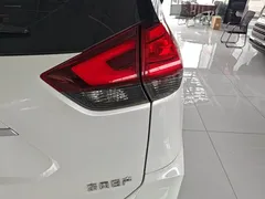 2022 Nissan X-Trail 2.0L 2WD, белый — фото 8