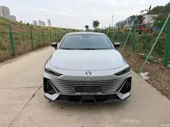 2022 Changan UNI-V 1.5T Premium Type — фото 3