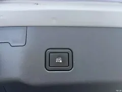 2022 Changan UNI-V 1.5T Premium Type — фото 11