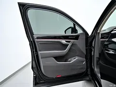 2022 Volkswagen Touareg 3.0TSI Ruixiang Obsidian Sports Package, чёрный — фото 20