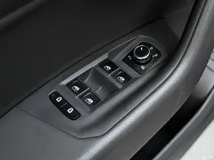 2022 Volkswagen Touareg 3.0TSI Ruixiang Obsidian Sports Package, чёрный — фото 23
