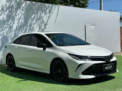 2021 Toyota Corolla TNGA 1.5L CVT GR SPORT Sport, белый — фото 3