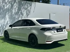 2021 Toyota Corolla TNGA 1.5L CVT GR SPORT Sport, белый — фото 9