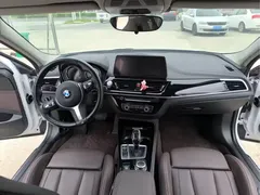 2022 BMW 1 Series 125i M Sport Night Edition, белый — фото 5