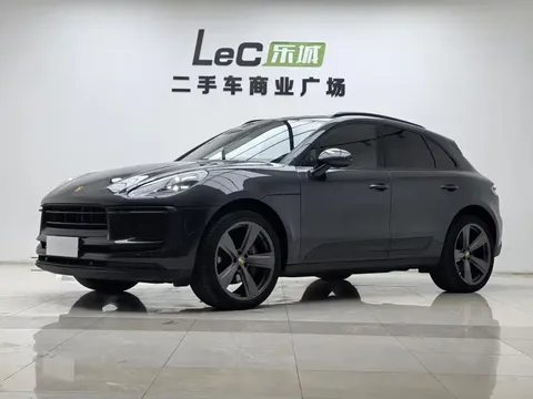 2023 Porsche Macan 2.0T