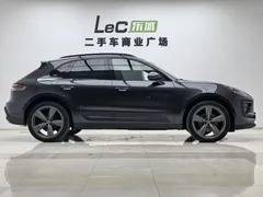2023 Porsche Macan 2.0T — фото 4