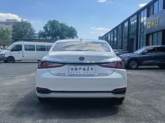 2021 Lexus ES 200, белый — фото 8