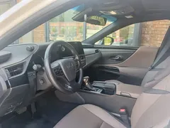 2021 Lexus ES 200, белый — фото 14