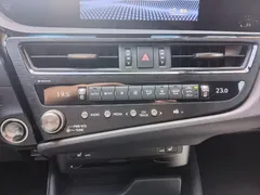 2021 Lexus ES 200, белый — фото 23