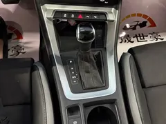 2022 Audi Q3 35 TFSI, белый — фото 12