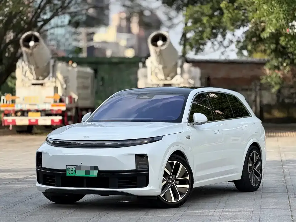 2023 Li Auto L7 Pro