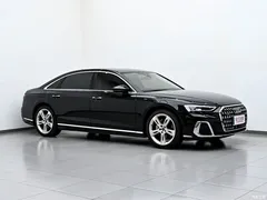 2023 Audi A8 A8L 50 TFSI quattro Premium Selection, чёрный — фото 4