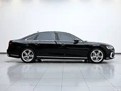 2023 Audi A8 A8L 50 TFSI quattro Premium Selection, чёрный — фото 6