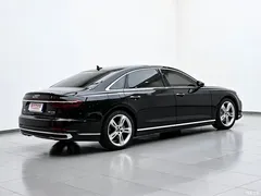 2023 Audi A8 A8L 50 TFSI quattro Premium Selection, чёрный — фото 7