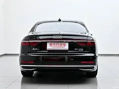 2023 Audi A8 A8L 50 TFSI quattro Premium Selection, чёрный — фото 8