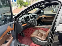 2022 Volvo XC90 B6 Zhiyi Luxury 7-seater, чёрный — фото 7