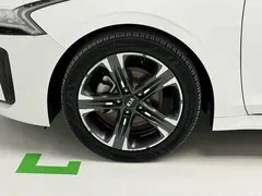 2021 Kia K5 270T CVVD refreshed, белый — фото 8