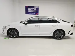 2021 Kia K5 270T CVVD refreshed, белый — фото 9
