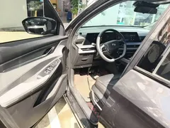 2022 Changan CS75 PLUS 2nd Gen 1.5T AT Premium — фото 12