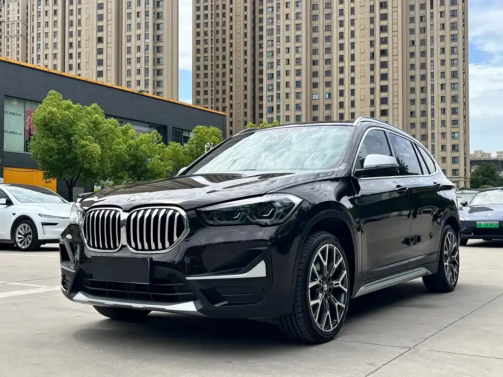 2021 BMW X1 xDrive25Li