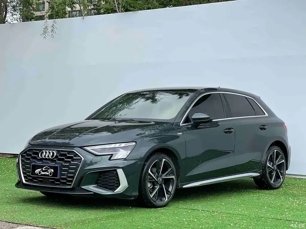 2022 Audi A3 Sportback 35 TFSI stylish and sporty