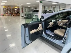 2022 Nio ET5 75kWh, синий — фото 10