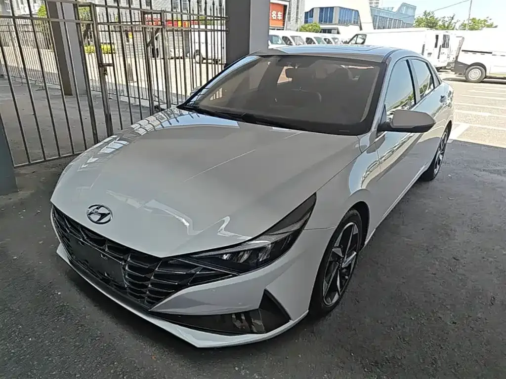 2022 Hyundai Elantra 1.5L CVT GLX Elite
