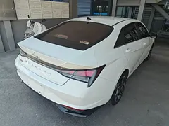 2022 Hyundai Elantra 1.5L CVT GLX Elite, белый — фото 7