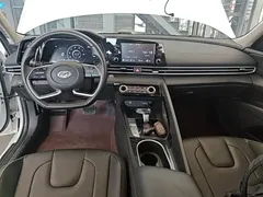 2022 Hyundai Elantra 1.5L CVT GLX Elite, белый — фото 10