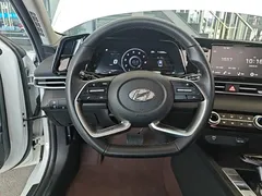 2022 Hyundai Elantra 1.5L CVT GLX Elite, белый — фото 11