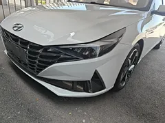 2022 Hyundai Elantra 1.5L CVT GLX Elite, белый — фото 24