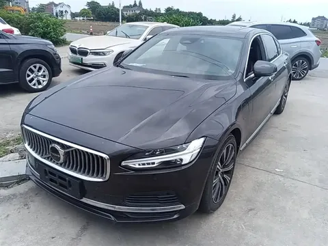 2022 Volvo S90 Hybrid T8 E Hybrid Luxury