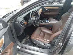 2022 Volvo S90 Hybrid T8 E Hybrid Luxury — фото 15