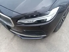 2022 Volvo S90 Hybrid T8 E Hybrid Luxury — фото 24