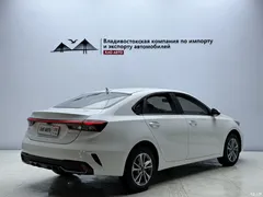 2023 Kia K3 1.5L CVT Luxury, белый — фото 6