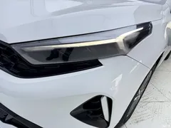 2023 Kia K3 1.5L CVT Luxury, белый — фото 7