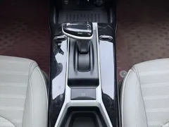 2023 Kia K3 1.5L CVT Luxury, белый — фото 18